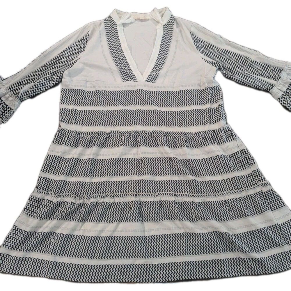 Mazik Women’s 3/4 Bell Sleeve Geo Print V-Neck Crochet Trim Dress Sz M White Blk